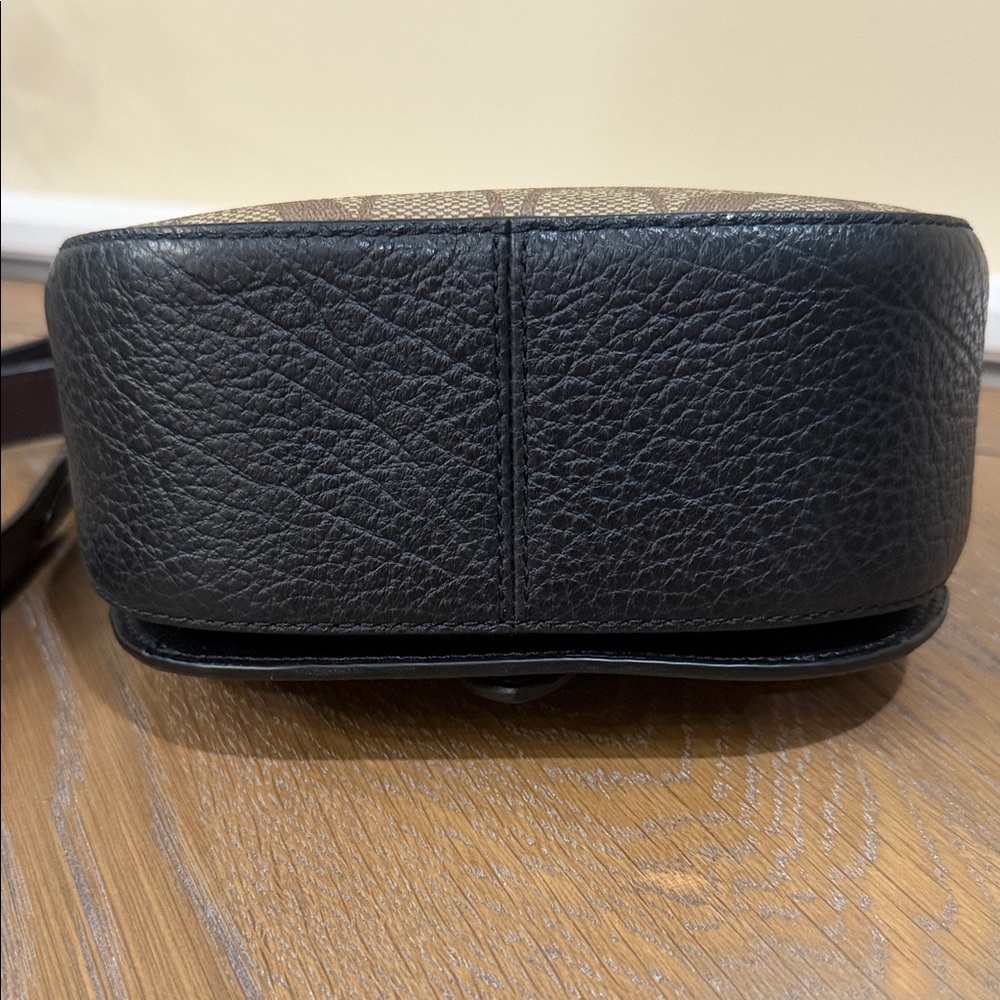 Vintage Coach Soho Signature Canvas & Suede Buckle Flap Crossbody Y2K - Picture 6 of 10